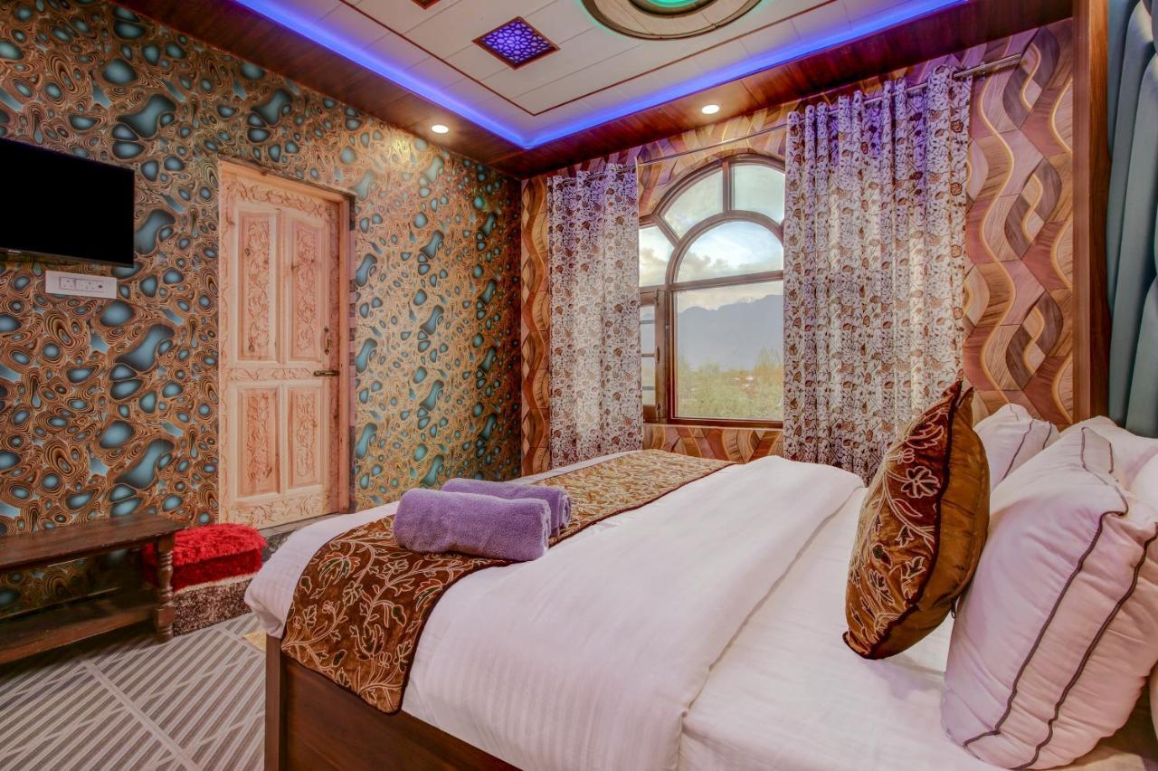 Hotel Royal Hameed Σριναγκάρ Εξωτερικό φωτογραφία