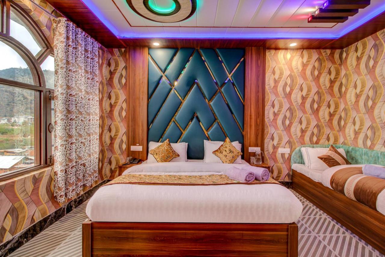 Hotel Royal Hameed Σριναγκάρ Εξωτερικό φωτογραφία