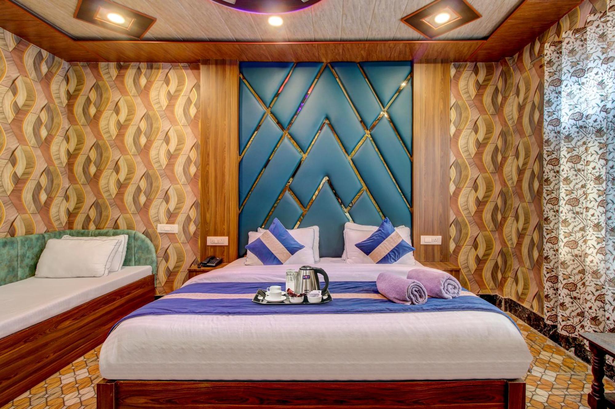 Hotel Royal Hameed Σριναγκάρ Δωμάτιο φωτογραφία